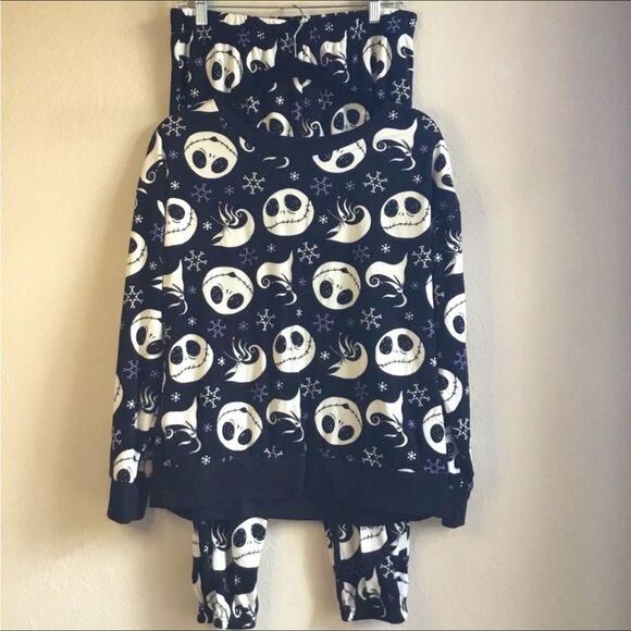 Disney Tim Burton’s Nightmare Before Christmas Jack Skellington pajamas set - Picture 1 of 6